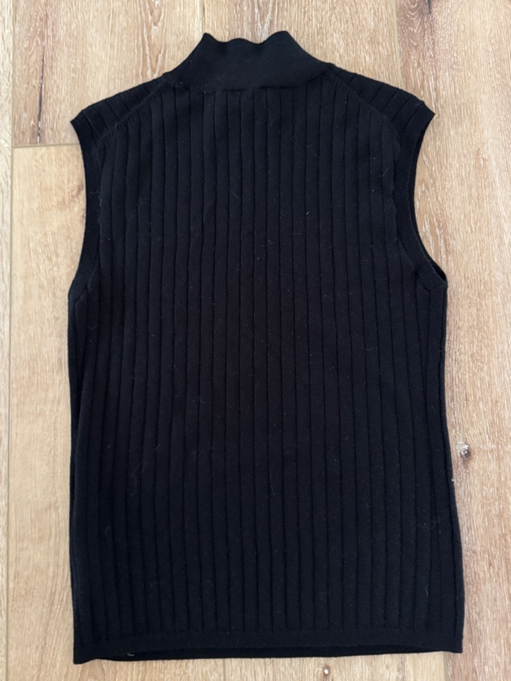 Banana Republic | Black Sleeveless Mock Neck Tank | 💯 Extra Fine Merino Wool | L - Picture 4 of 4